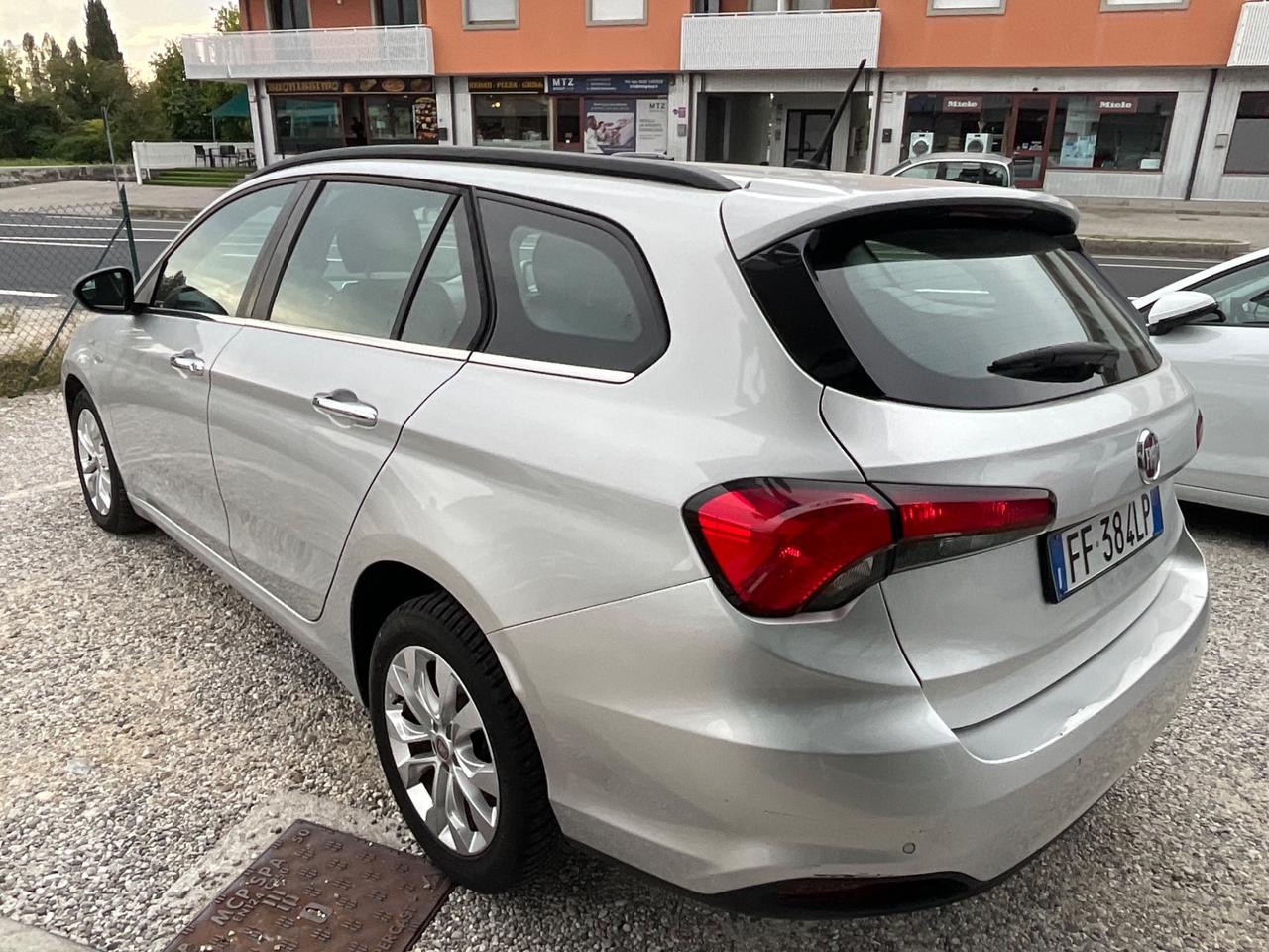 Fiat Tipo 1.6 Mjt S&S SW Lounge