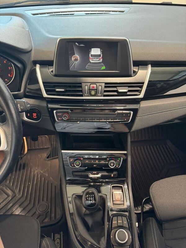BMW SERIE 2 218d ACTIVE TOURER MANUALE