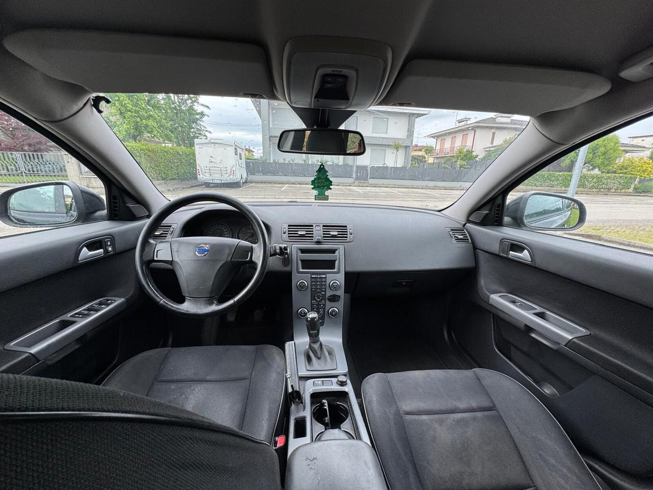 VOLVO V50 1.6 DIESEL DRIVE POLAR EURO 4 –