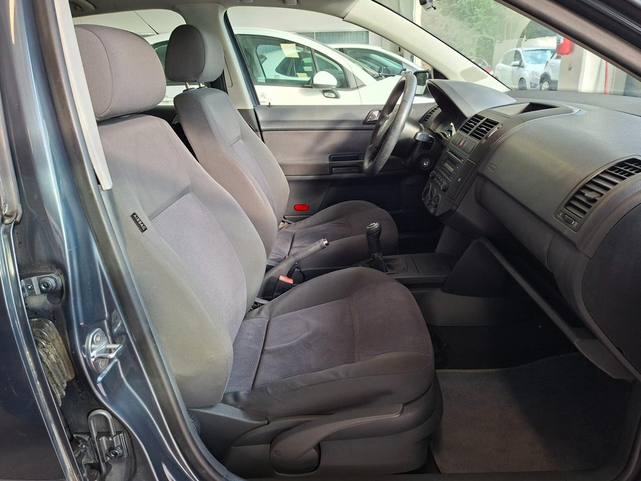 Volkswagen Polo 1.2 5p. Trendline