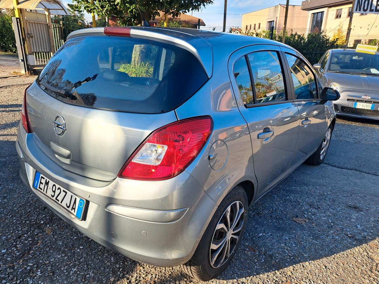 Opel Corsa 1.2 5 porte Elective