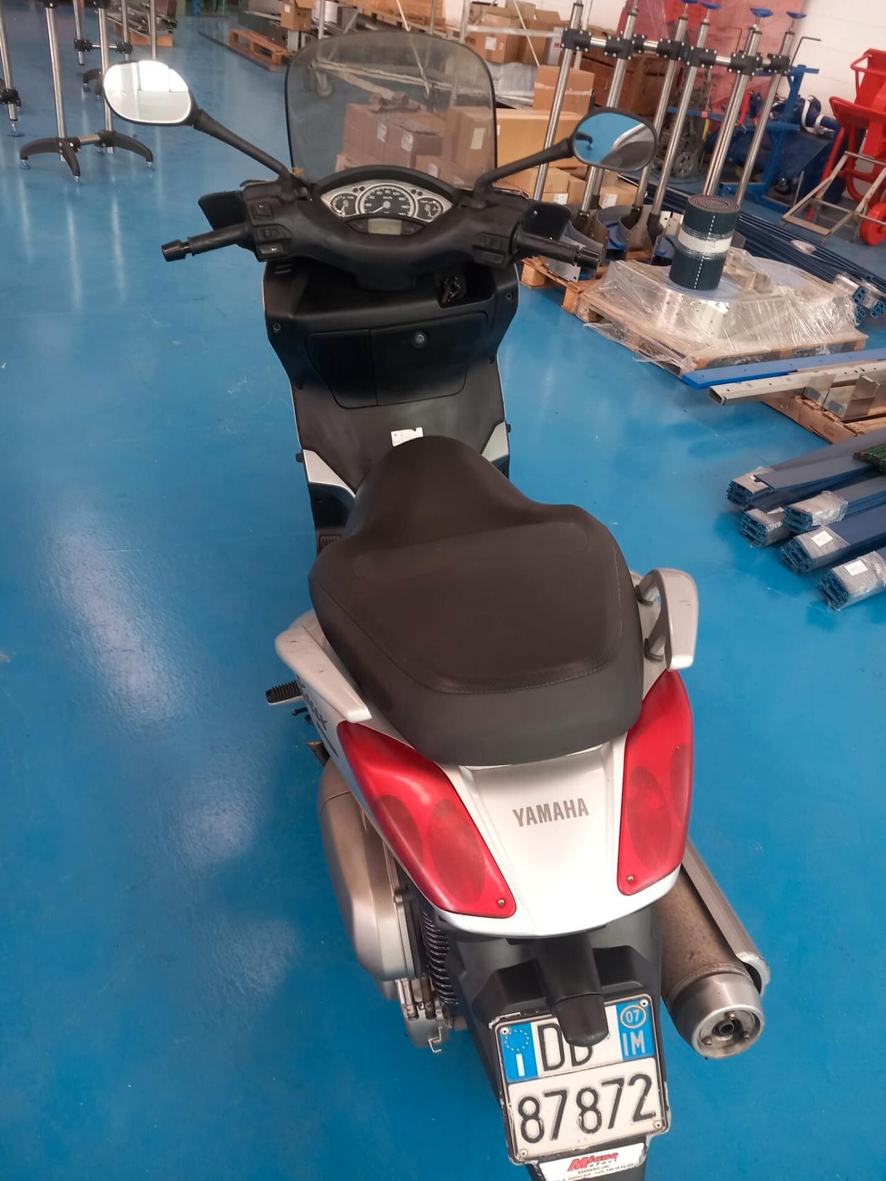 Scooter Yamaha Xmax 250