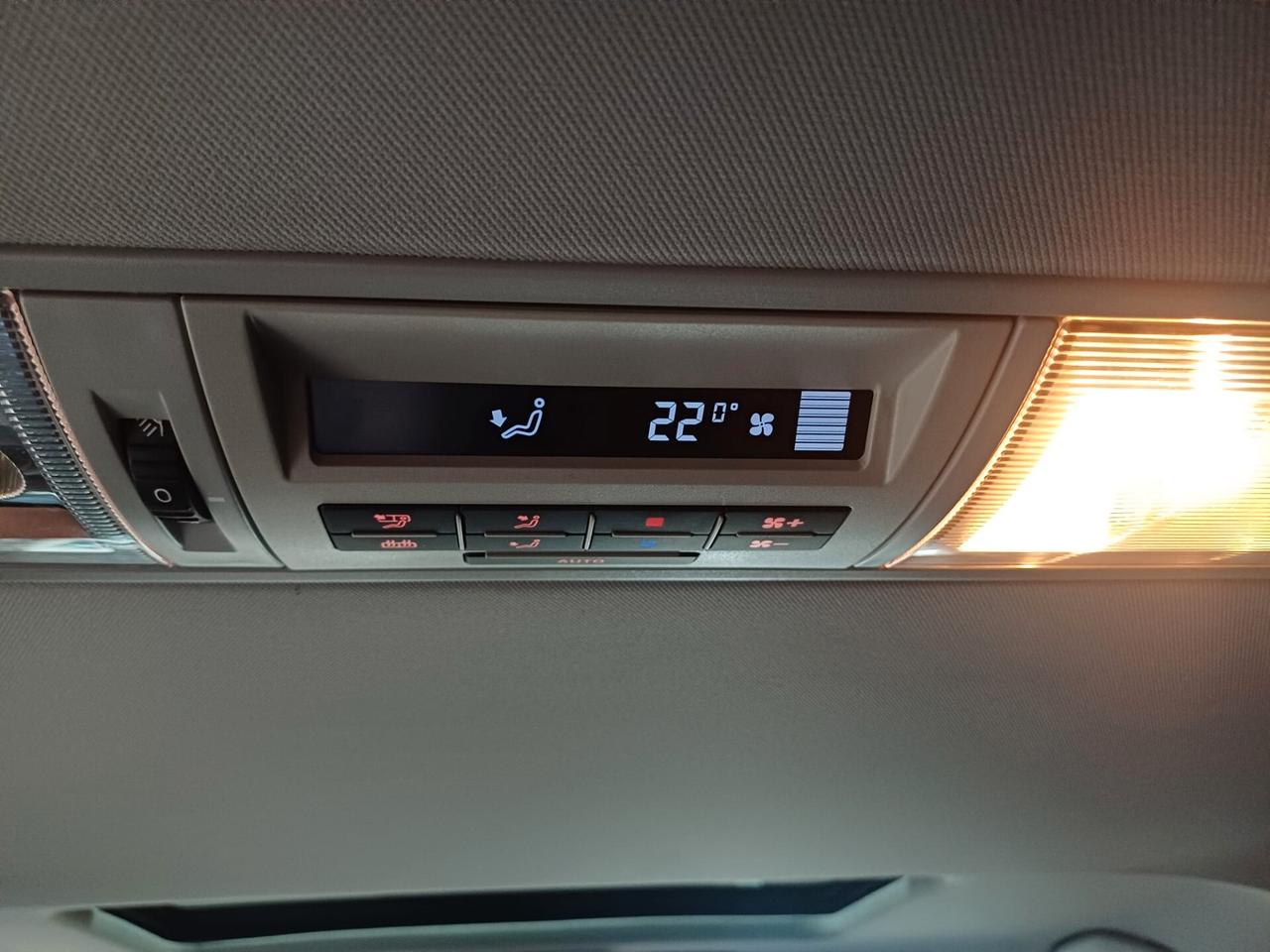 Volkswagen Multivan 2.0 BiTDI 180CV DSG 4 Motion Highline