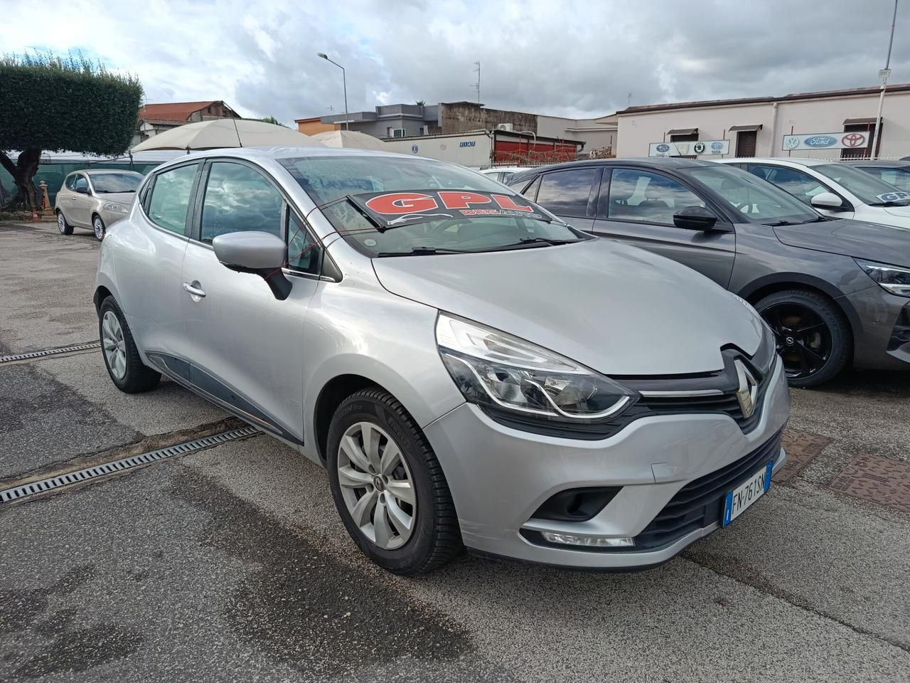 Renault Clio 1.2 Gpl di serie 90CV GPL 5 porte Business
