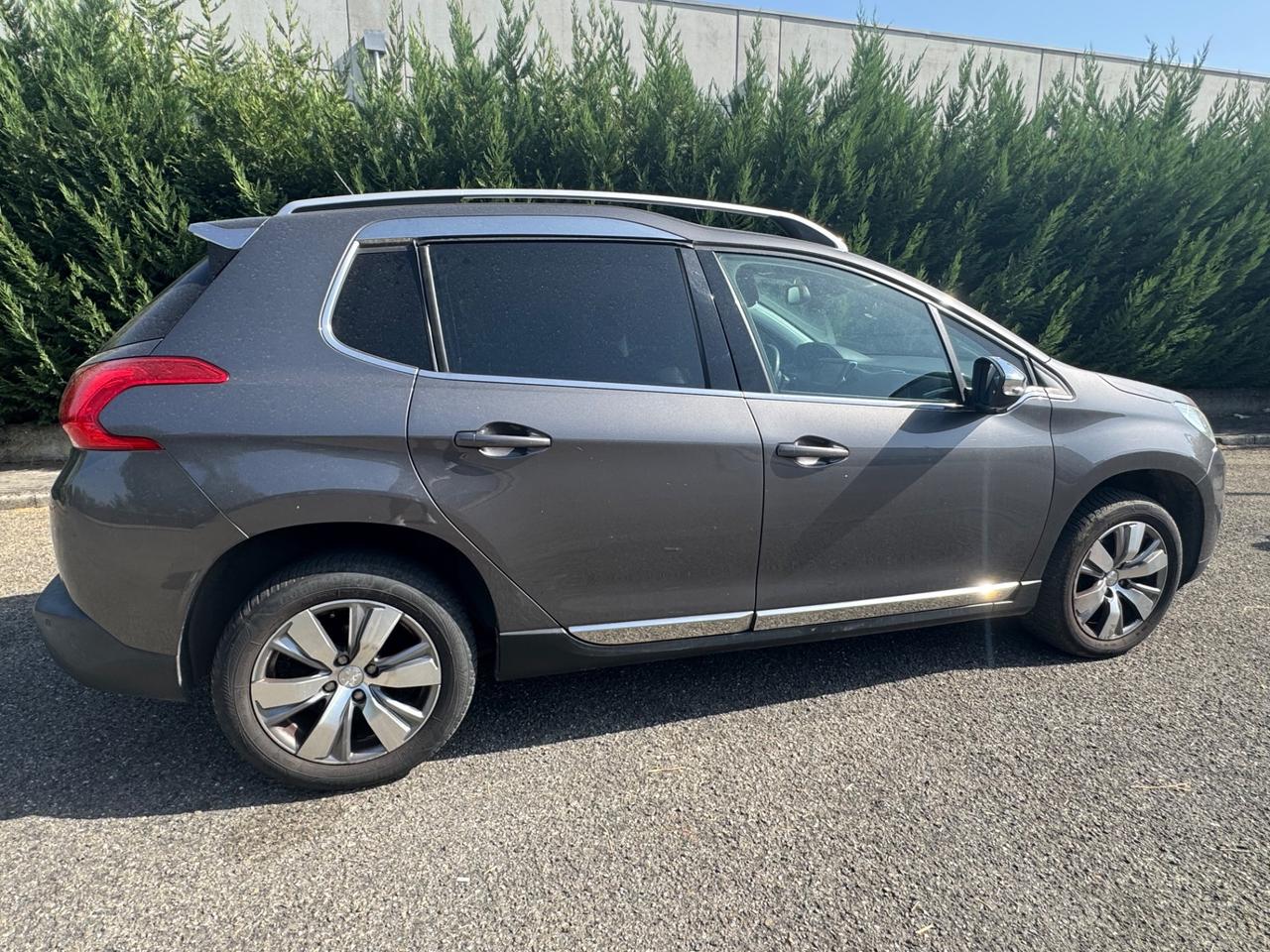 Peugeot 2008 PureTech 82 Allure