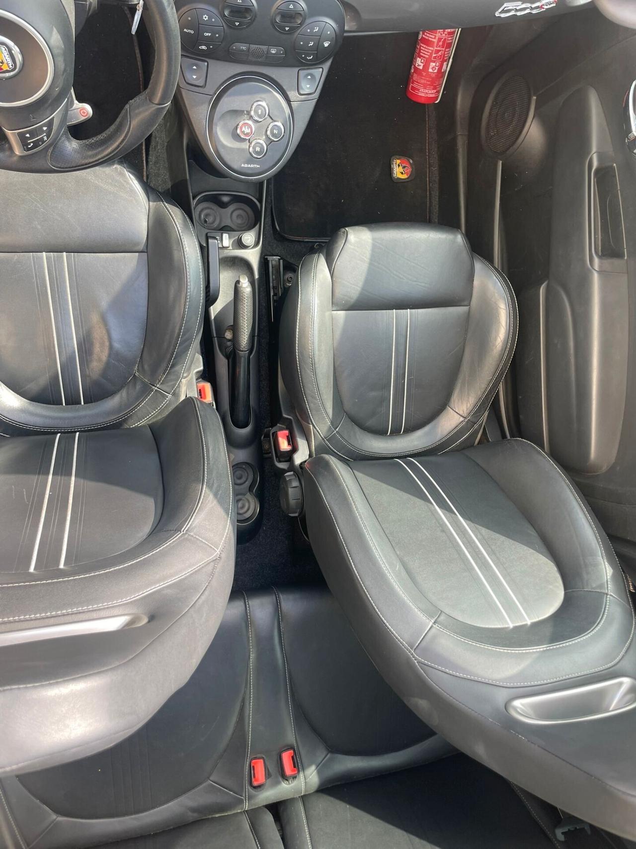 Abarth 500 C 1.4 Turbo T-Jet MTA 140CV
