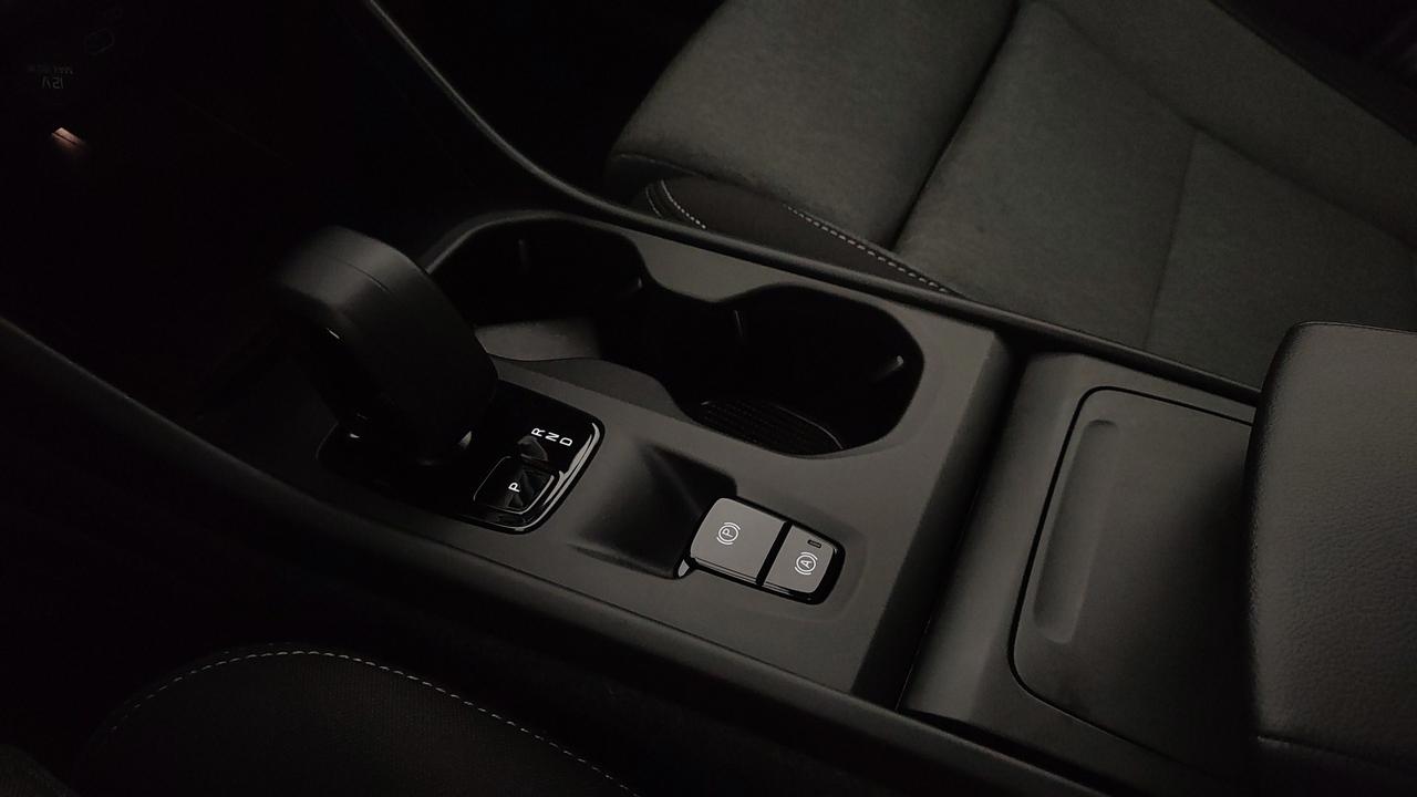 VOLVO XC40 2.0 b3 Core auto