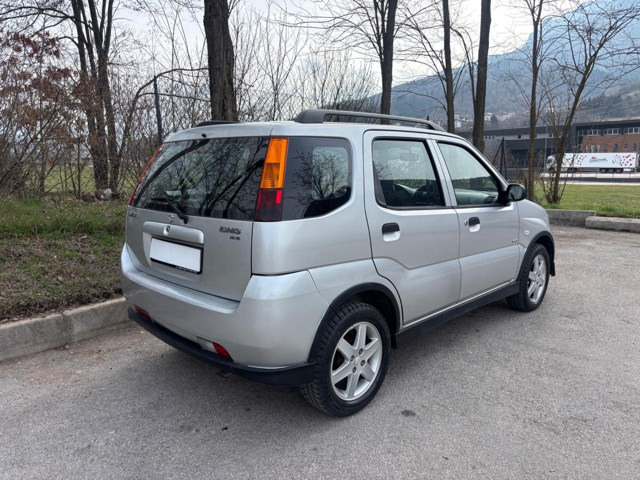 Suzuki Ignis 1.5 16V 4WD UNIPRO