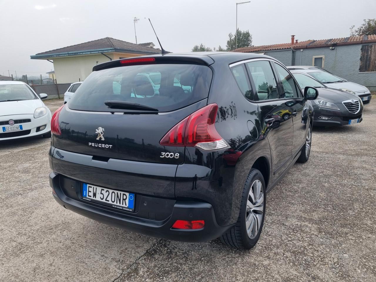 Peugeot 3008 1.6 HDi 115CV Allure