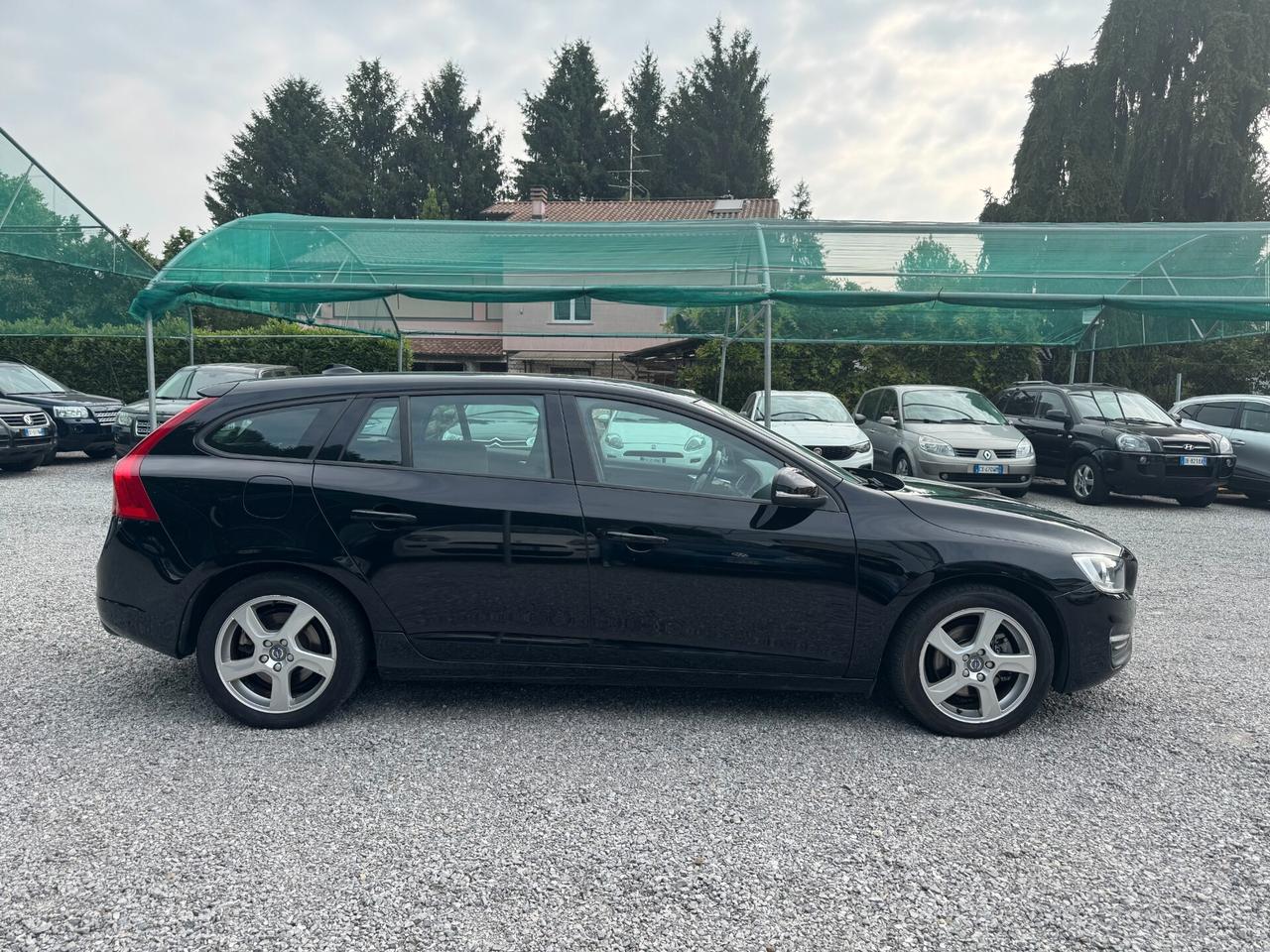 Volvo V60 D2 Geartronic Kinetic