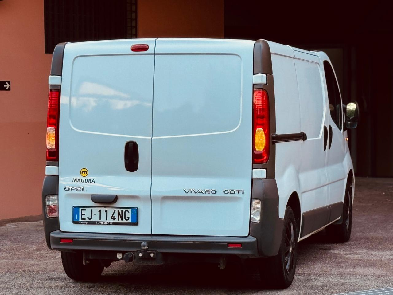 Opel Vivaro 29 2.0 CDTI 120CV PL-TN Furgone Easytronic