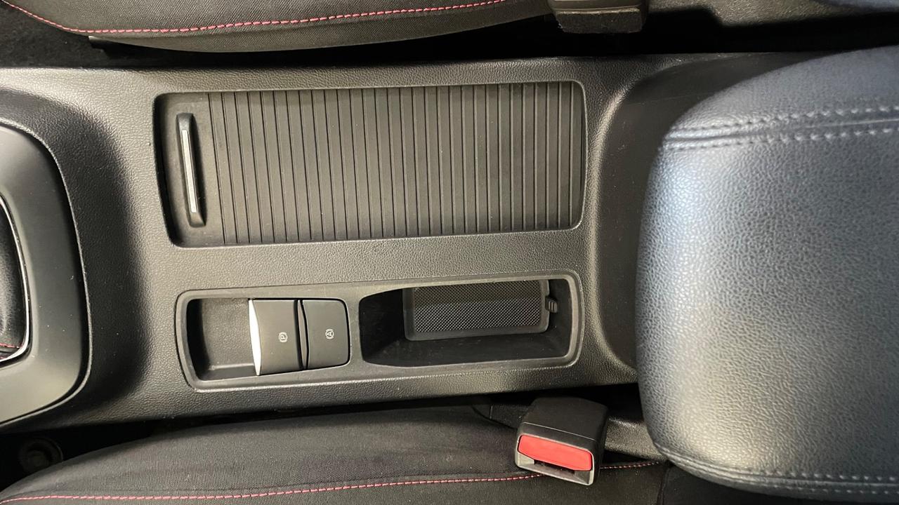 Ford Focus 1.5 TDCi 120 CV ST Line GANCIO TRAINO