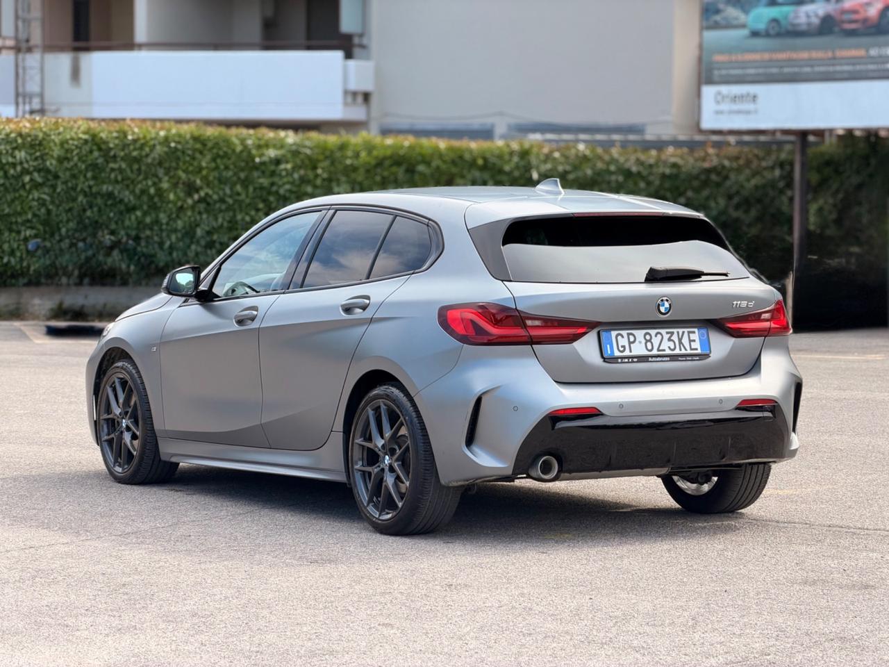 Bmw 116 116d 5p. Msport