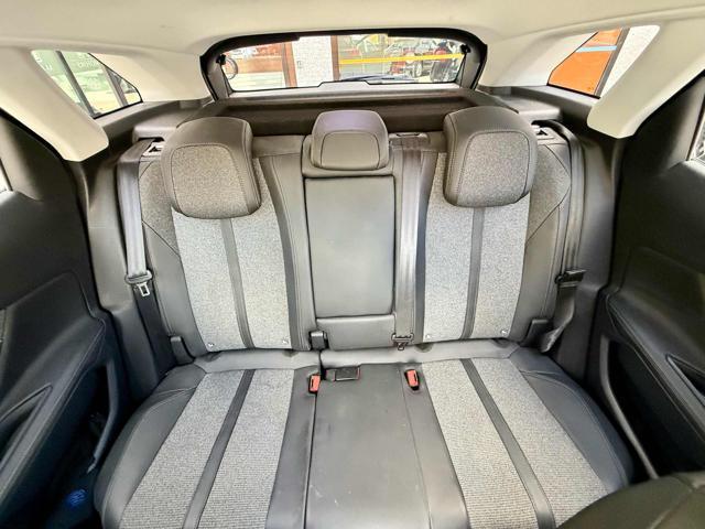 PEUGEOT 3008 BlueHDi 130 S&S Allure
