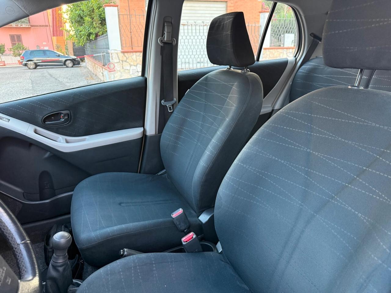 Toyota Yaris 1.0 5 porte - Superprezzo - Tutto incluso