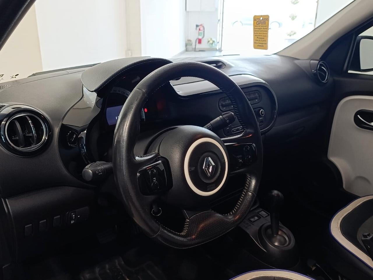 RENAULT TWINGO BENZINA ANNO 2016 AUTOMATICA