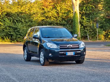 Toyota RAV 4 RAV4 Crossover 2.2 D-4D 136 CV DPF Sol 2009-E4 Manuale