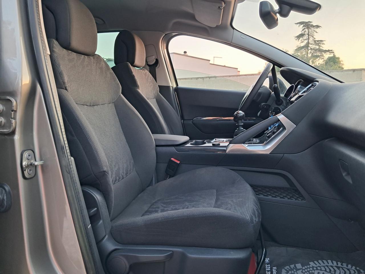 Peugeot 3008 1.6 HDi 112CV Allure*CLIMA*CERCHI