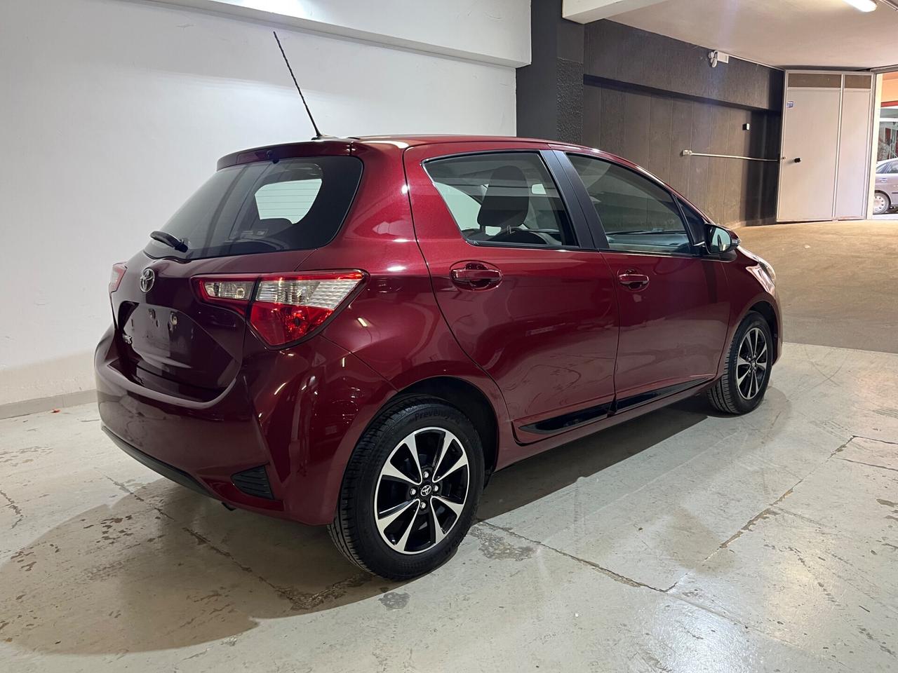Toyota Yaris 1.0 72 CV 5 porte Active