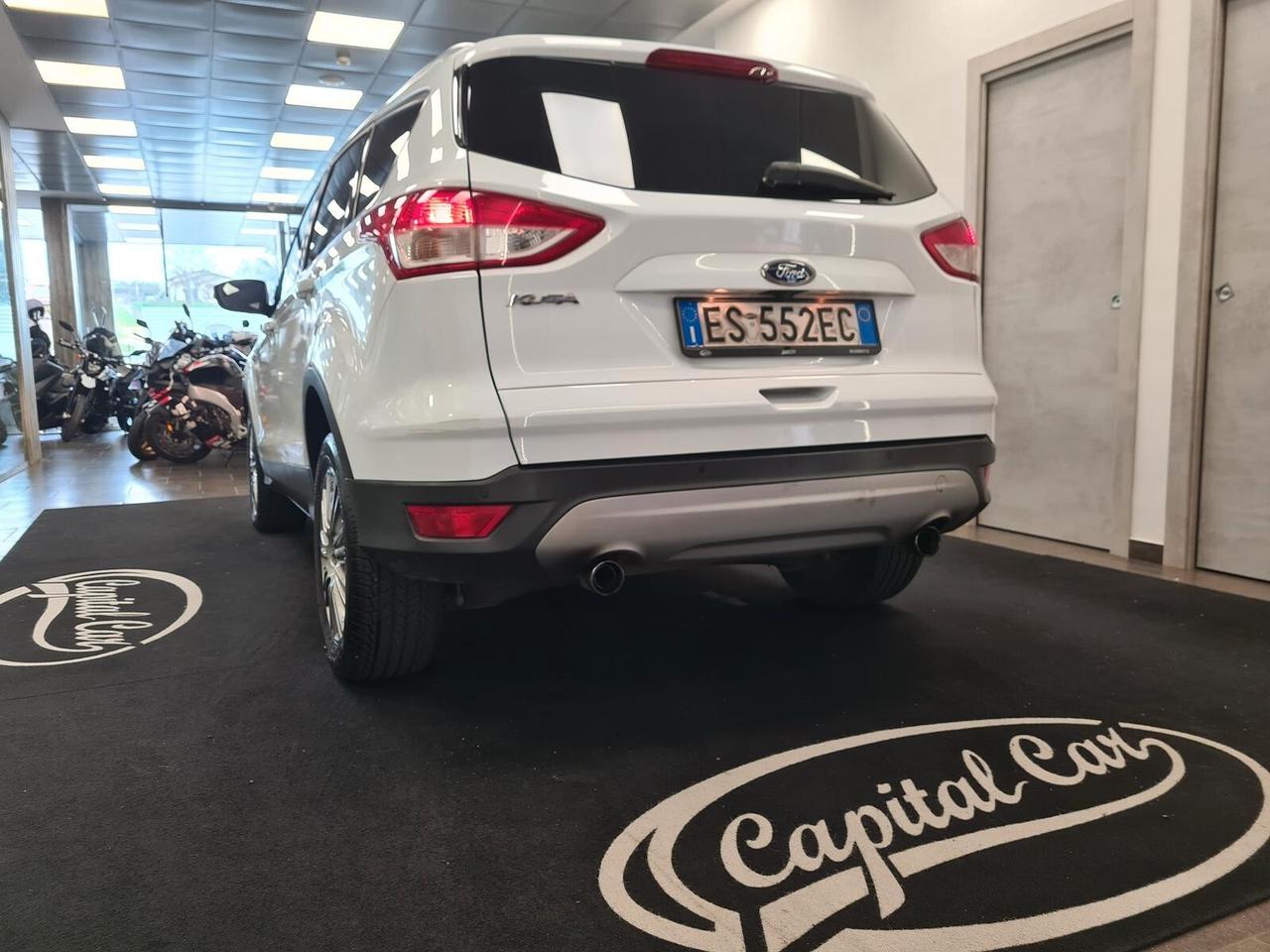 Ford Kuga 2.0 TDCI 140 CV 4WD Powershift Titanium