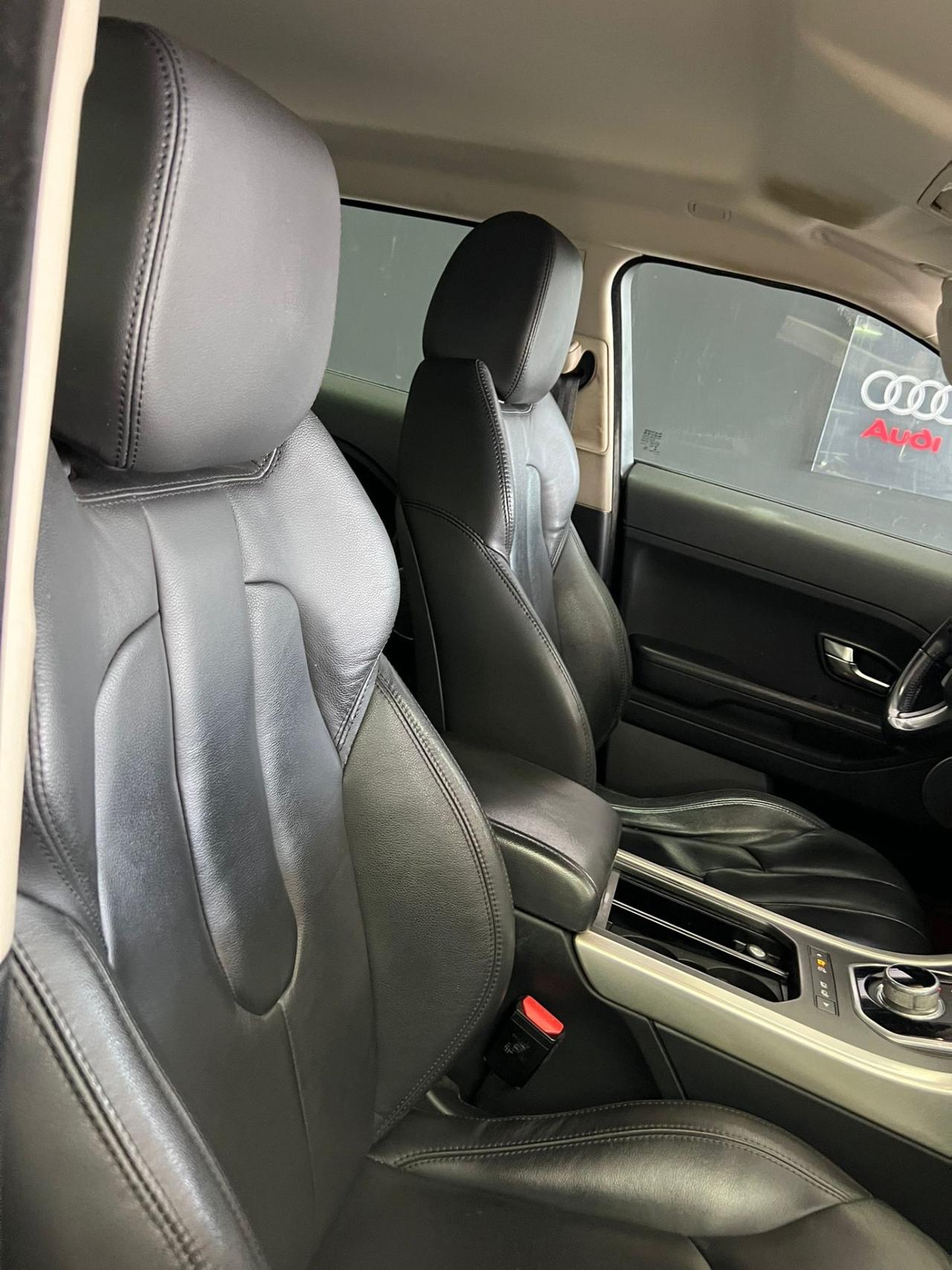Land Rover Range Evoque 2.2 TD4 5p. Dynamic
