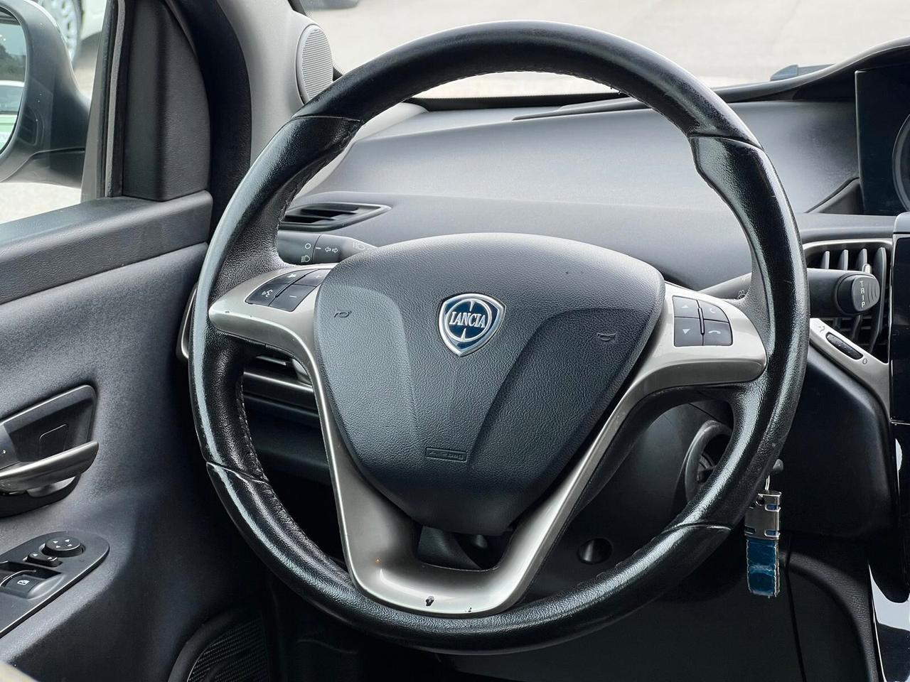 Lancia Ypsilon 1.3 MJT 16V 95 CV 5 porte S&S Opening Edition