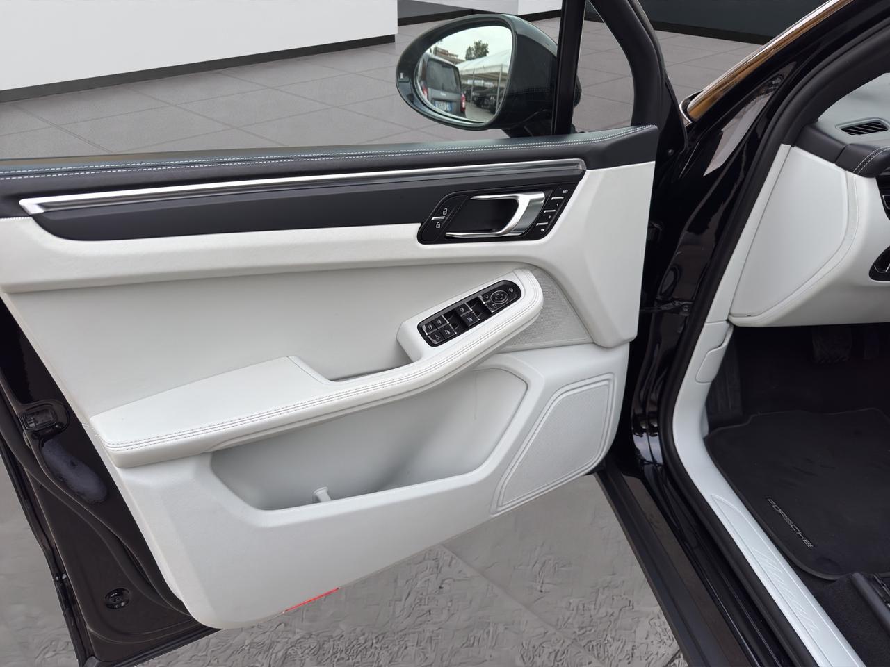 PORSCHE MACAN 2.0 265 CV - MY22