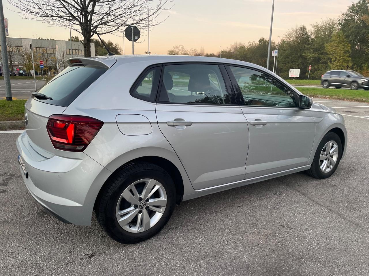 Volkswagen Polo Business 1.6 TDI 5p.*Neopatentati**Cerchi*