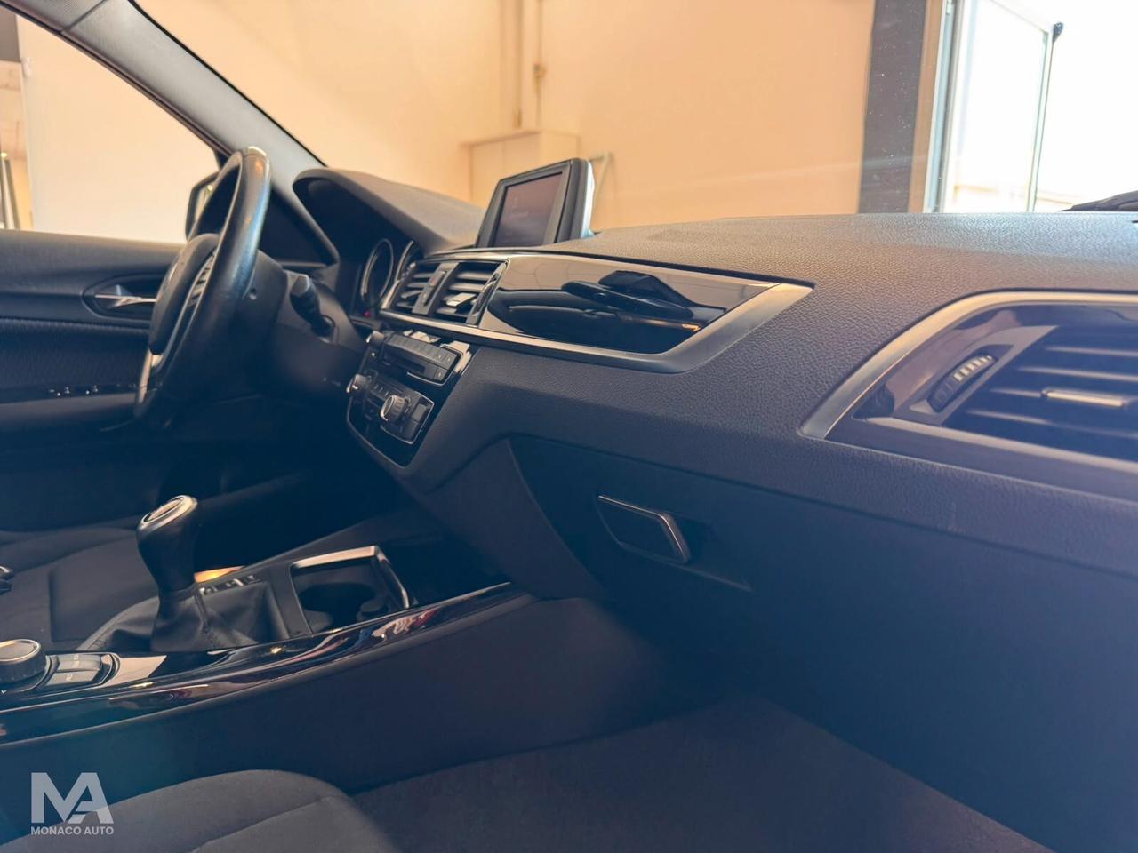 Bmw serie 1 114d 95cv Sport 2018