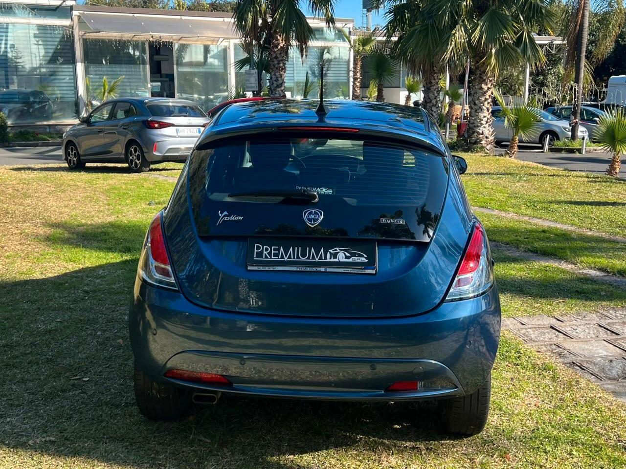 Lancia Ypsilon 1.0 Hybrid 5 porte Gold