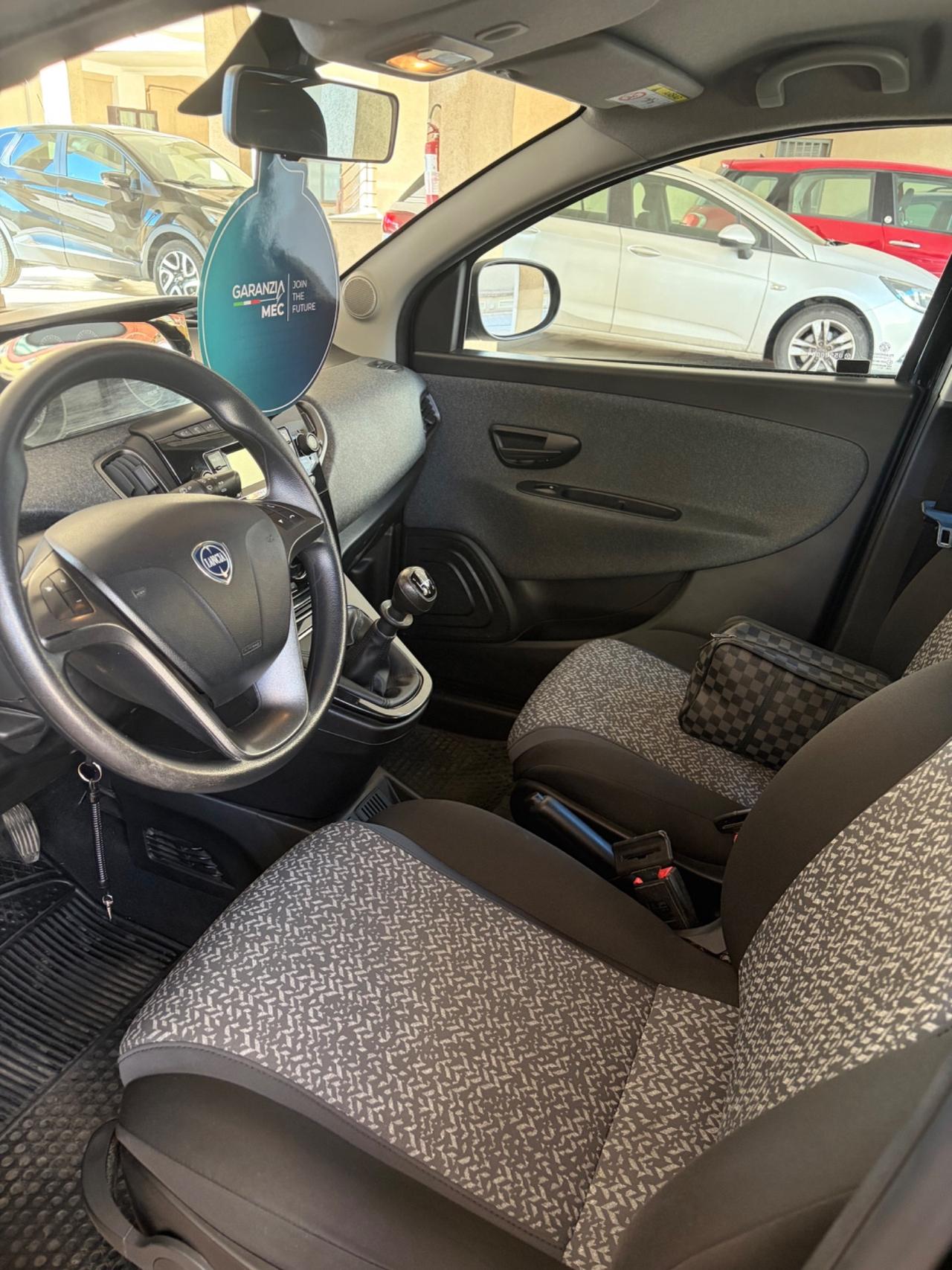 Lancia Ypsilon 1.2 69 CV 5 porte S&S Elefantino Blu