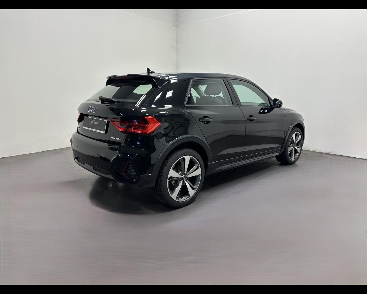 AUDI A1 ALLSTREET 30 TFSI S-TRONIC IDENTITY CONTRAST