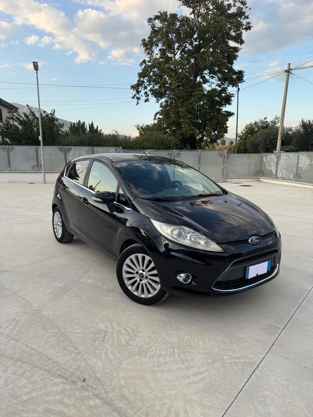 Ford Fiesta 1.4 TDCi 5p. Titanium