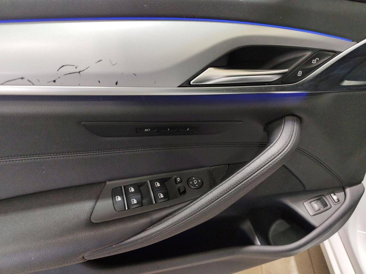 BMW Serie 5 530e Berlina Business