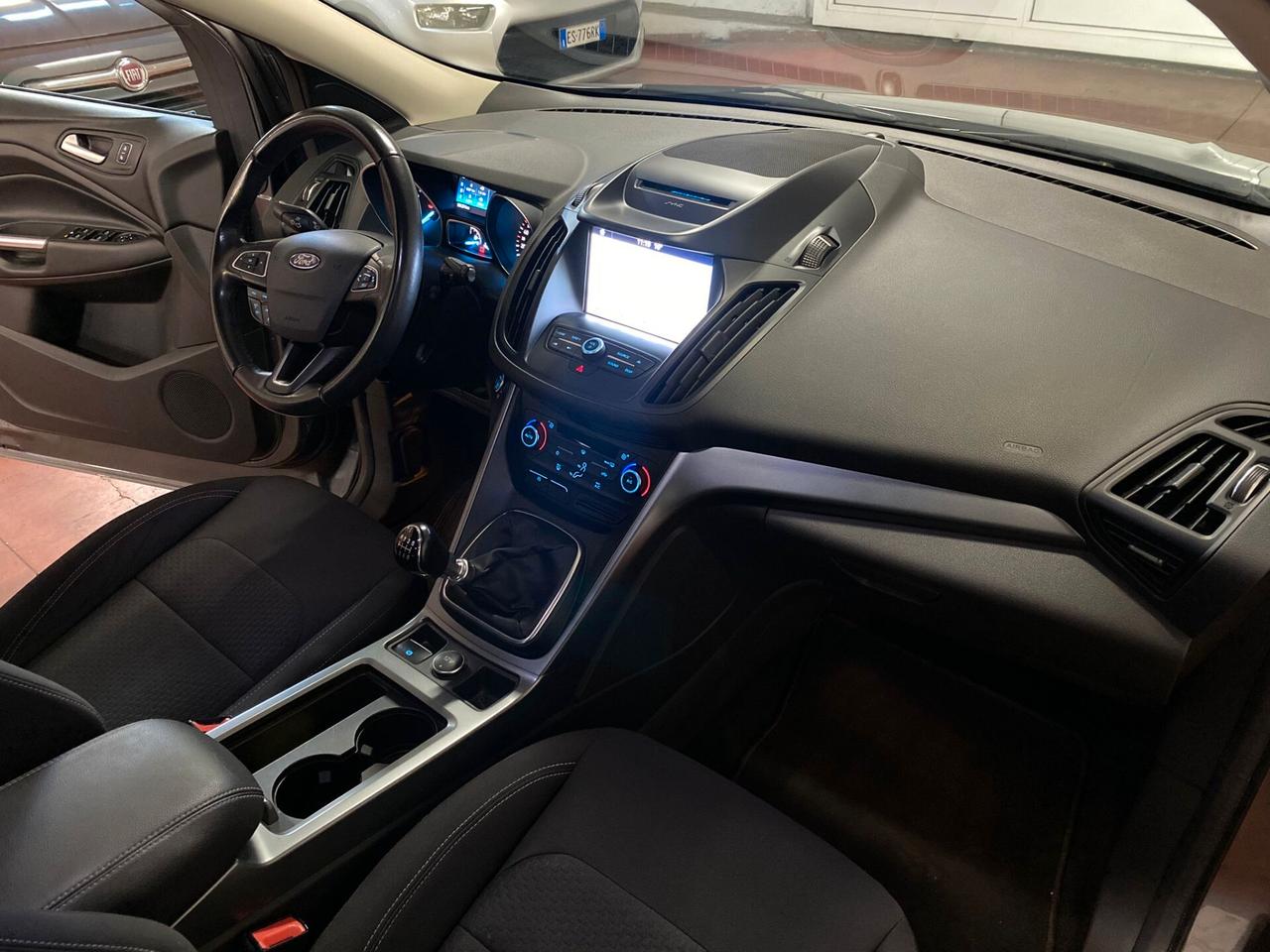 Ford Kuga 1.5 TDCI 120 CV S&S 2WD Business