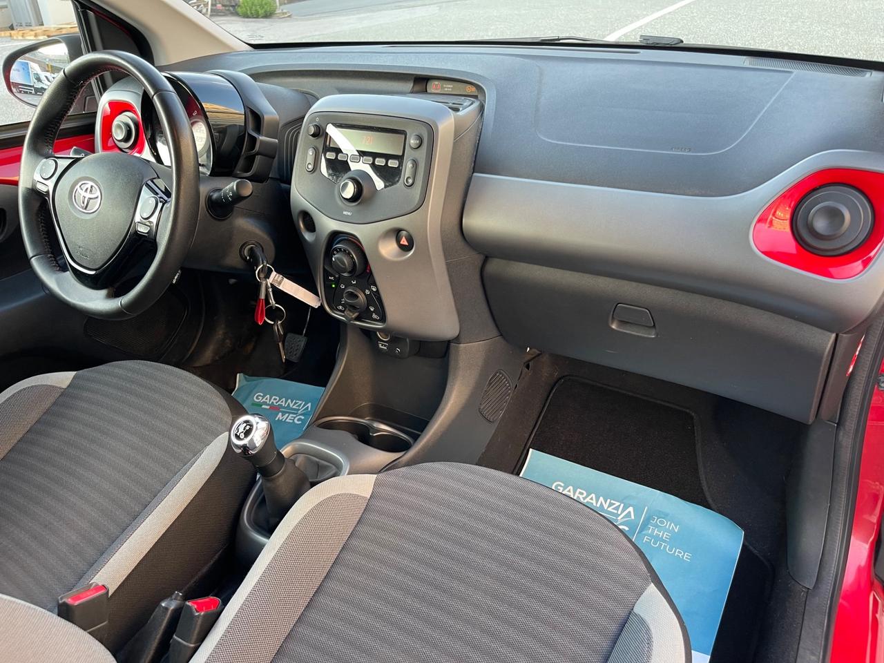 Toyota Aygo 1.0BENZINA 72 CV 5 porte / E6 - NEOPATENTATI