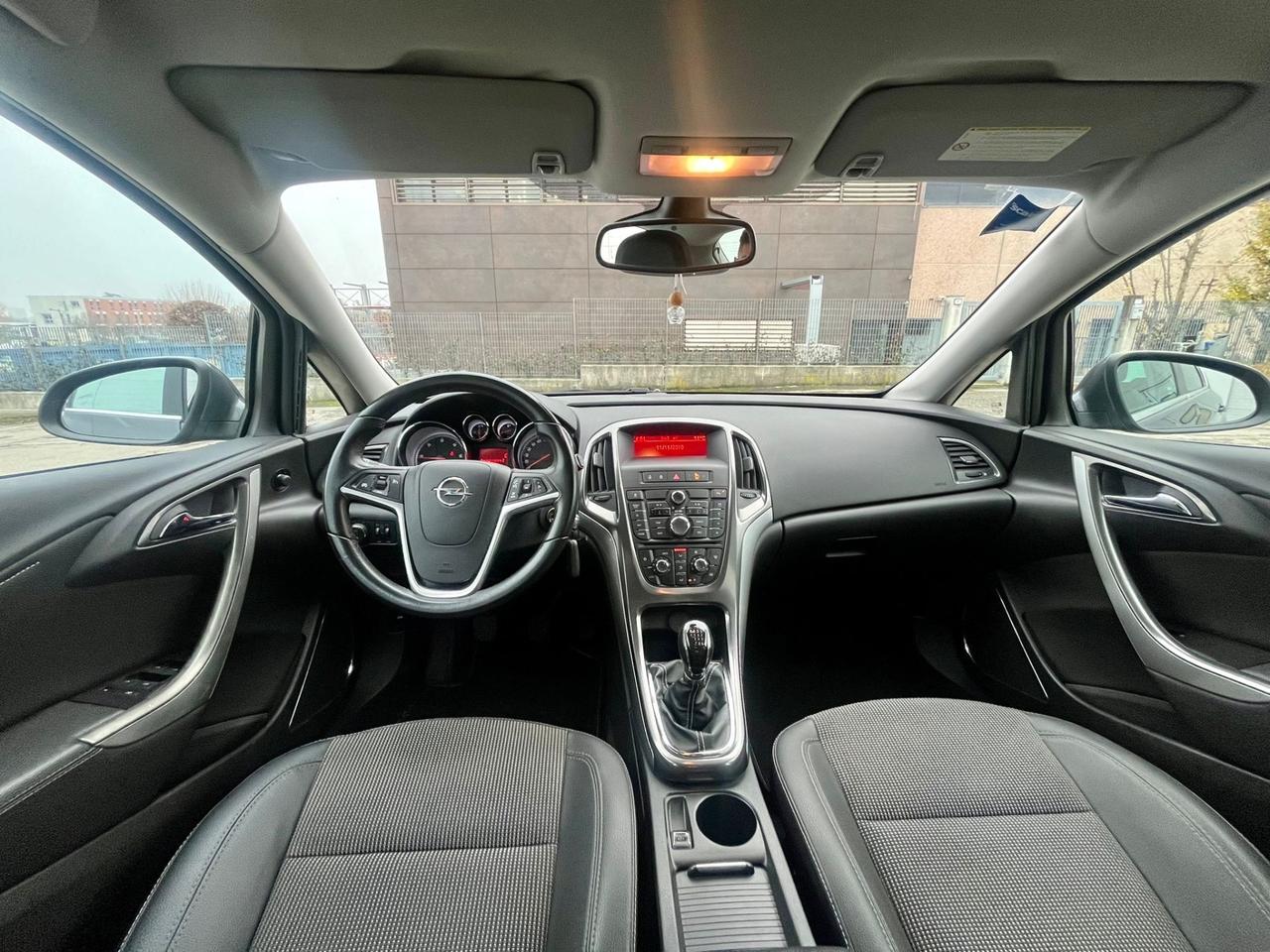 Opel Astra 1.7cdti 2011 109.000km cinghia/tagliando appena fatti