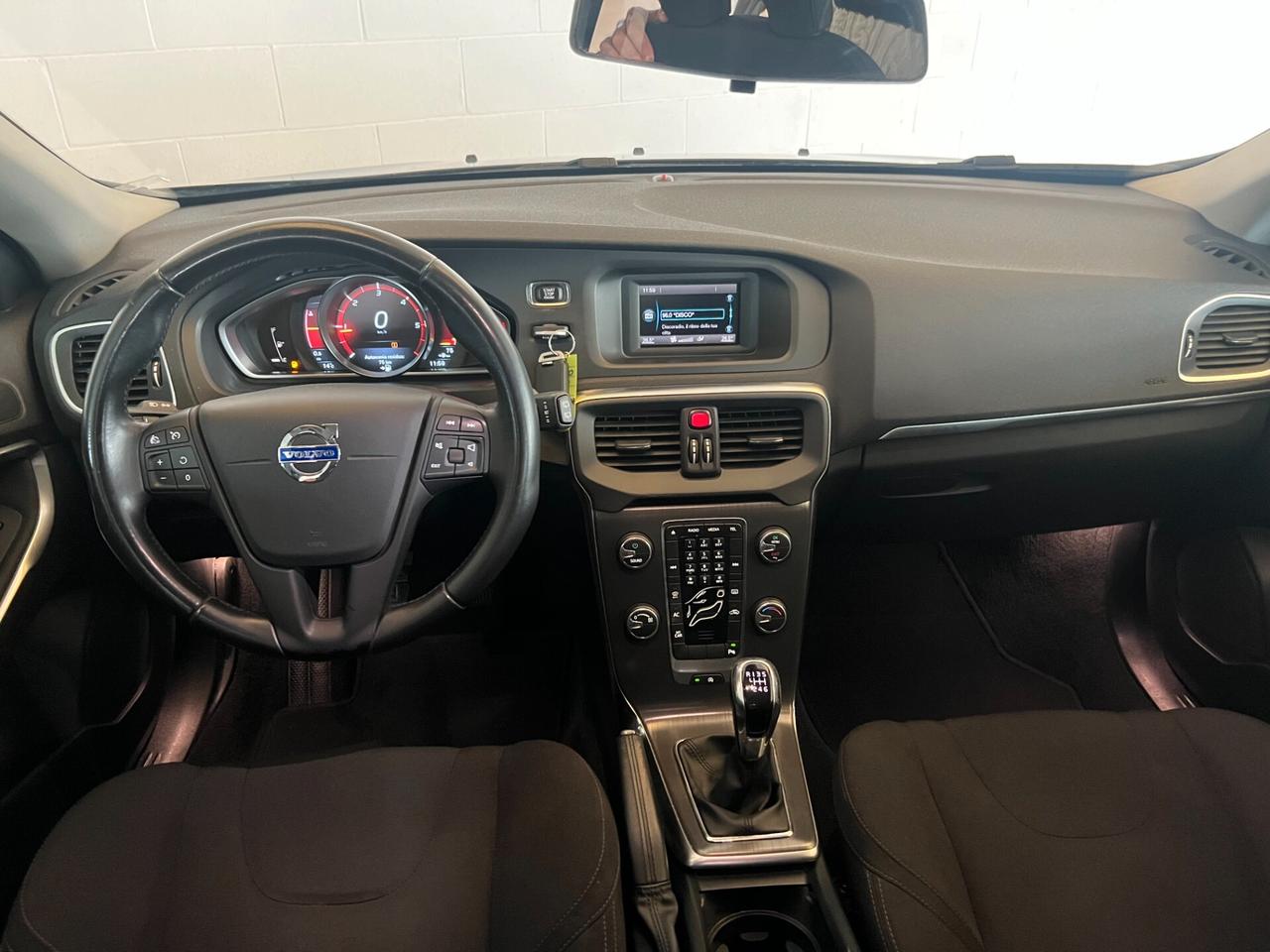 Volvo V40 solo 84.337 km unico proprietario ok neopatentati