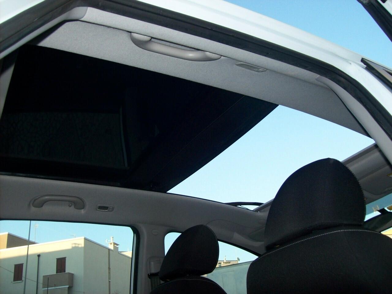 Kia Venga 1.4 CRDi 90CV Active Tetto Panoramico Apribile