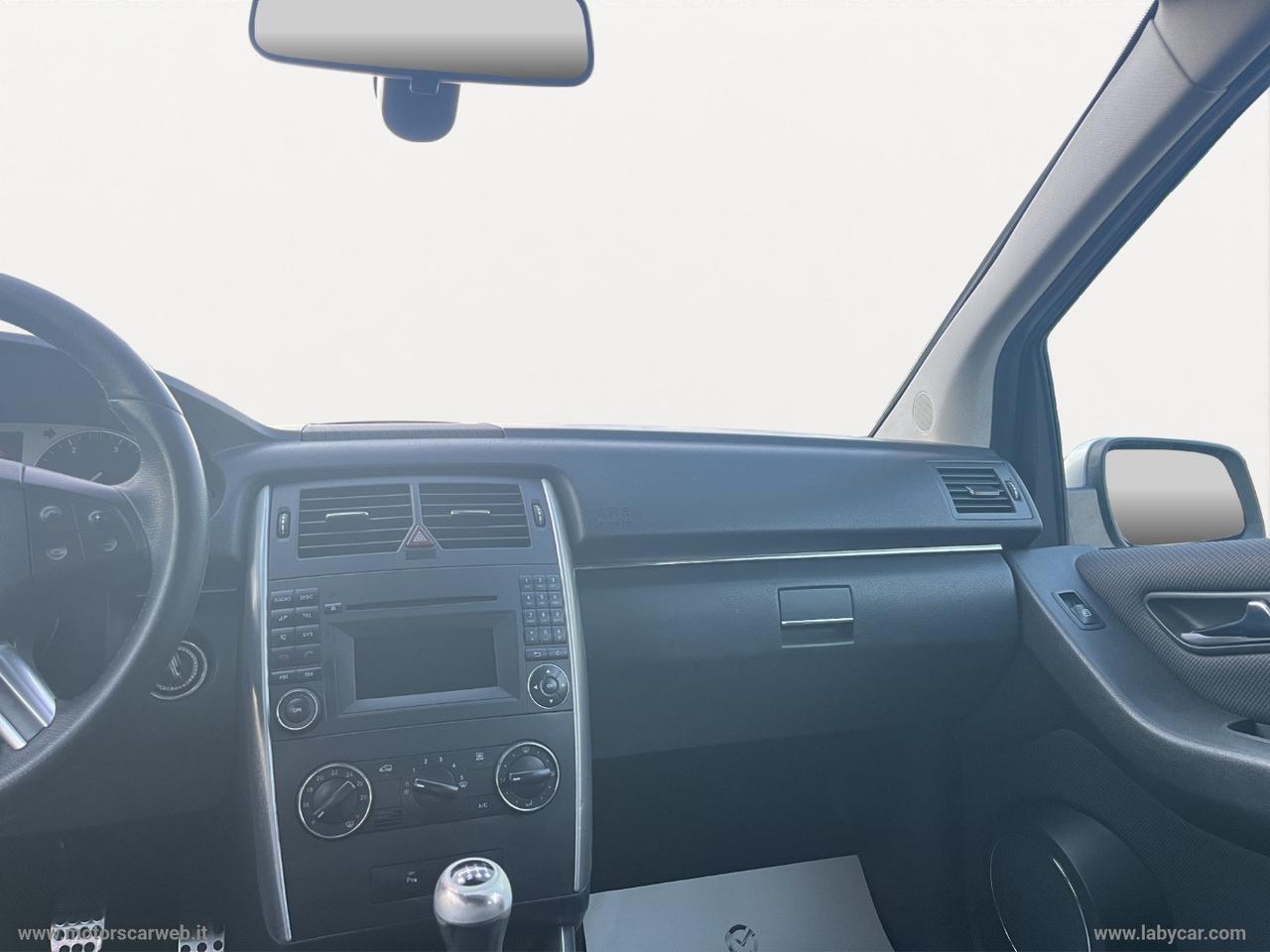 MERCEDES-BENZ B 200 CDI Sport