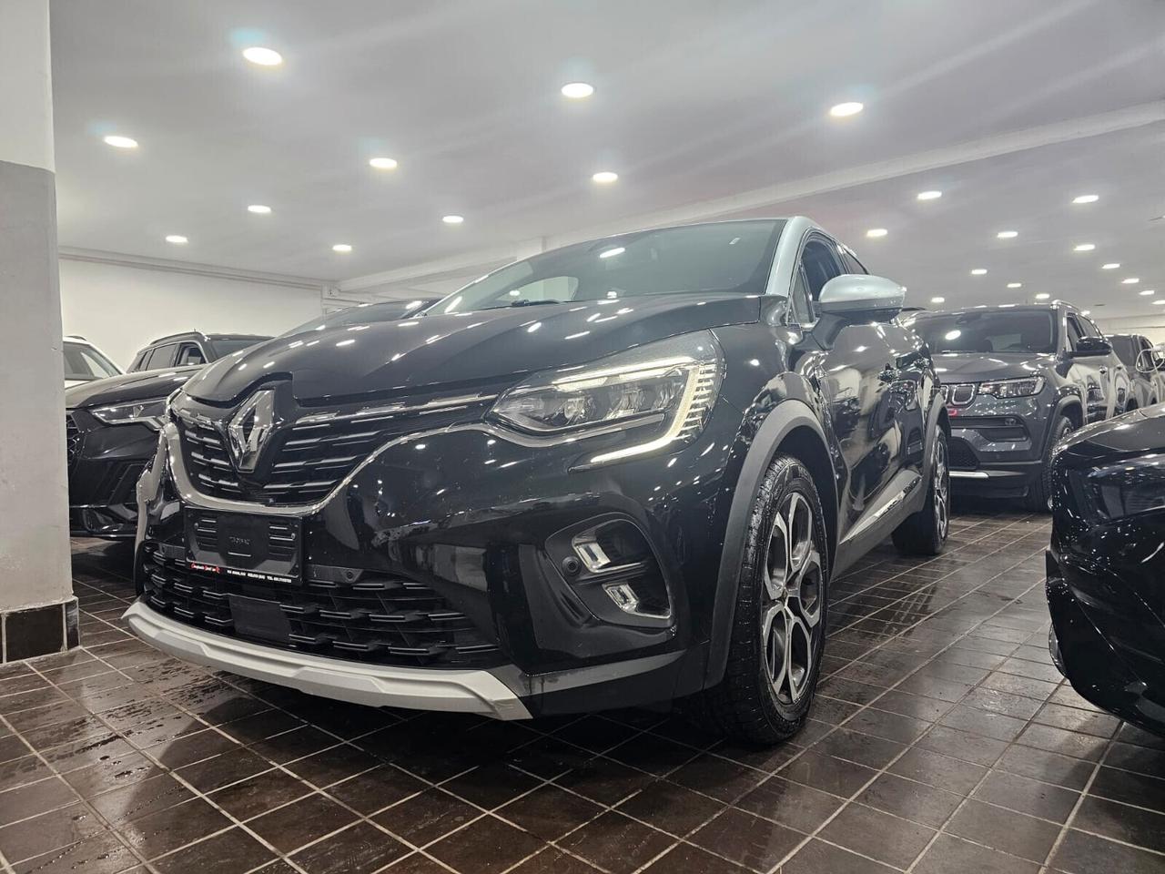 NUOVA RENAULT CAPTUR INTENS ENERGY BICOLOR EDITION 1.0 TCE 101CV B/GPL