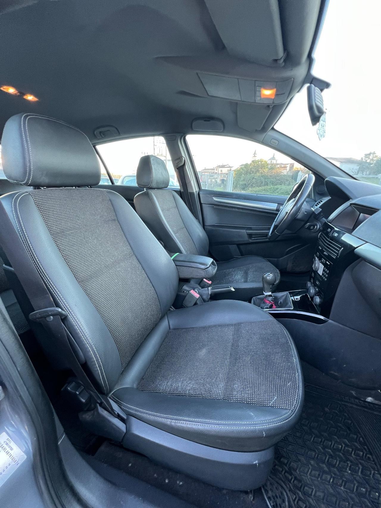 Opel Astra 1.7 CDTI 101CV 5 porte Enjoy