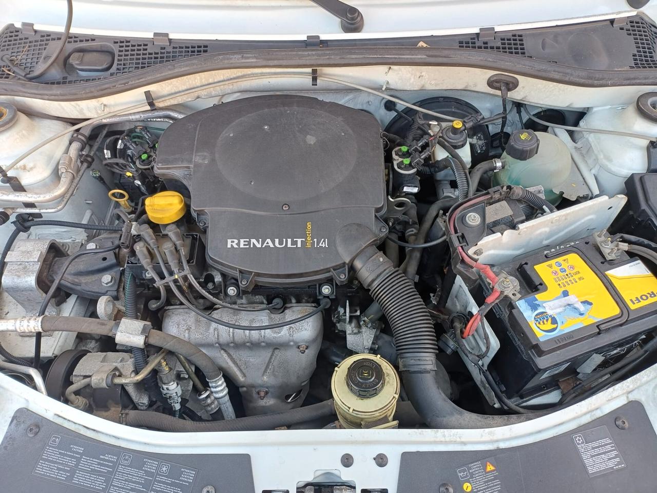 Dacia Sandero GPL DI SERIE Laureate - 2010