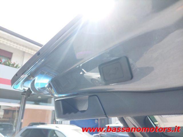 TOYOTA RAV 4 MY23 RAV4 2.5 HV (222CV) E-CVT AWD-i Business