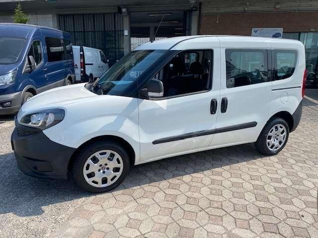 Fiat Doblo 1.3 MTJ 95 CV N1 COMBI 5 P