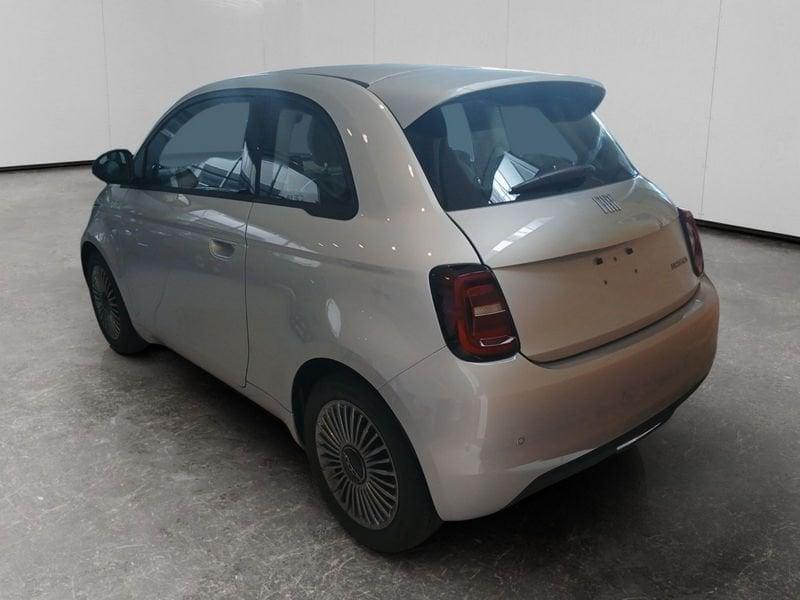 FIAT 500 1.0 hybrid Icon