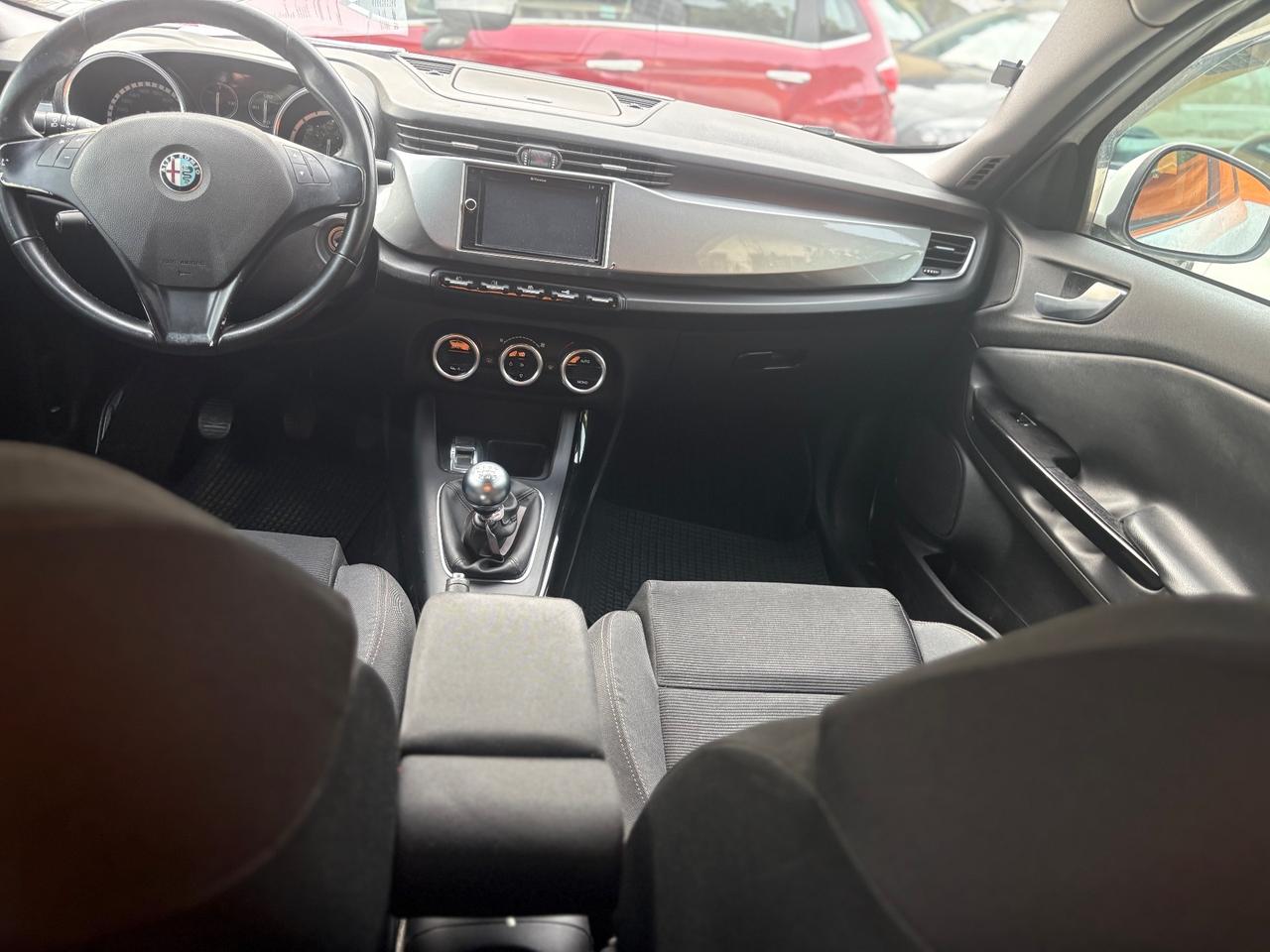 Alfa Romeo Giulietta 1.6 JTDm-2 105 CV Distinctive