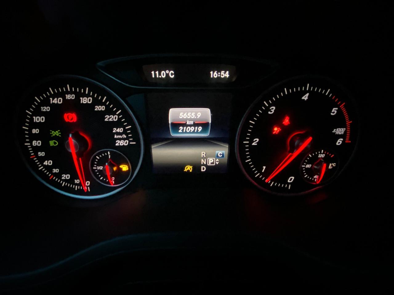 Mercedes-benz B 180 4x4 136cv | 2018