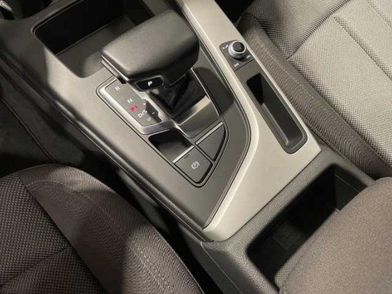 Audi A4 allroad A4 V 2019 Allroad Quattro 40 2.0 tdi mhev Business quattro 204cv s-tronic