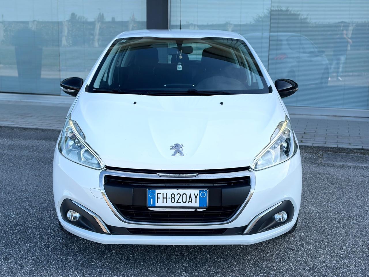 Peugeot 208 1.6 diesel 2017 5 porte Allure